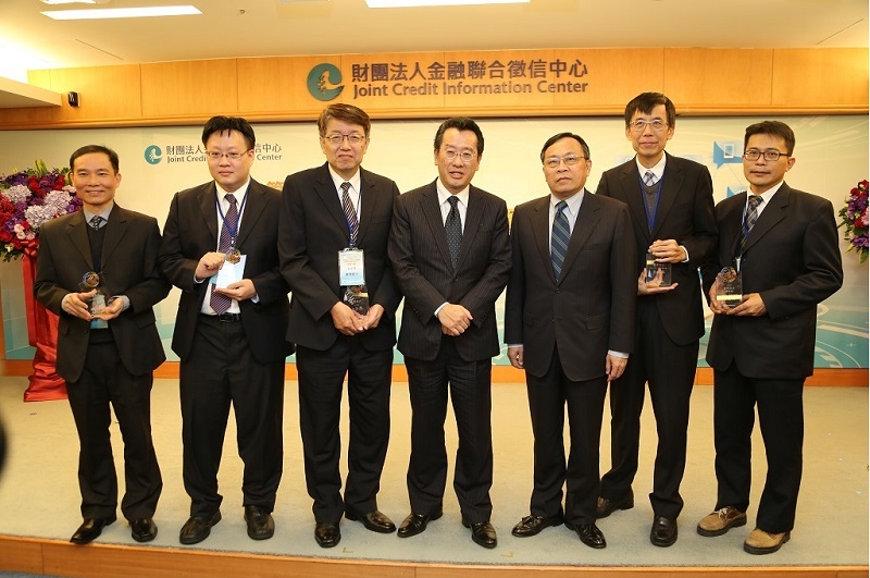 子公司臺灣銀行106年再度榮獲金融聯合徵信中心頒發「金安獎」及「金質獎」雙料冠軍
